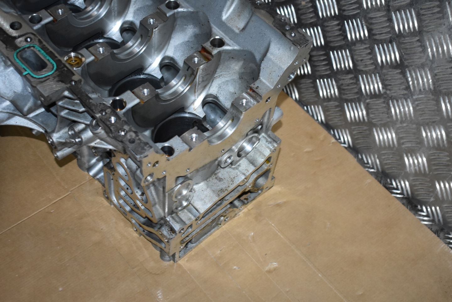 IDEALNY BLOK Motore MERCEDES 254920 1