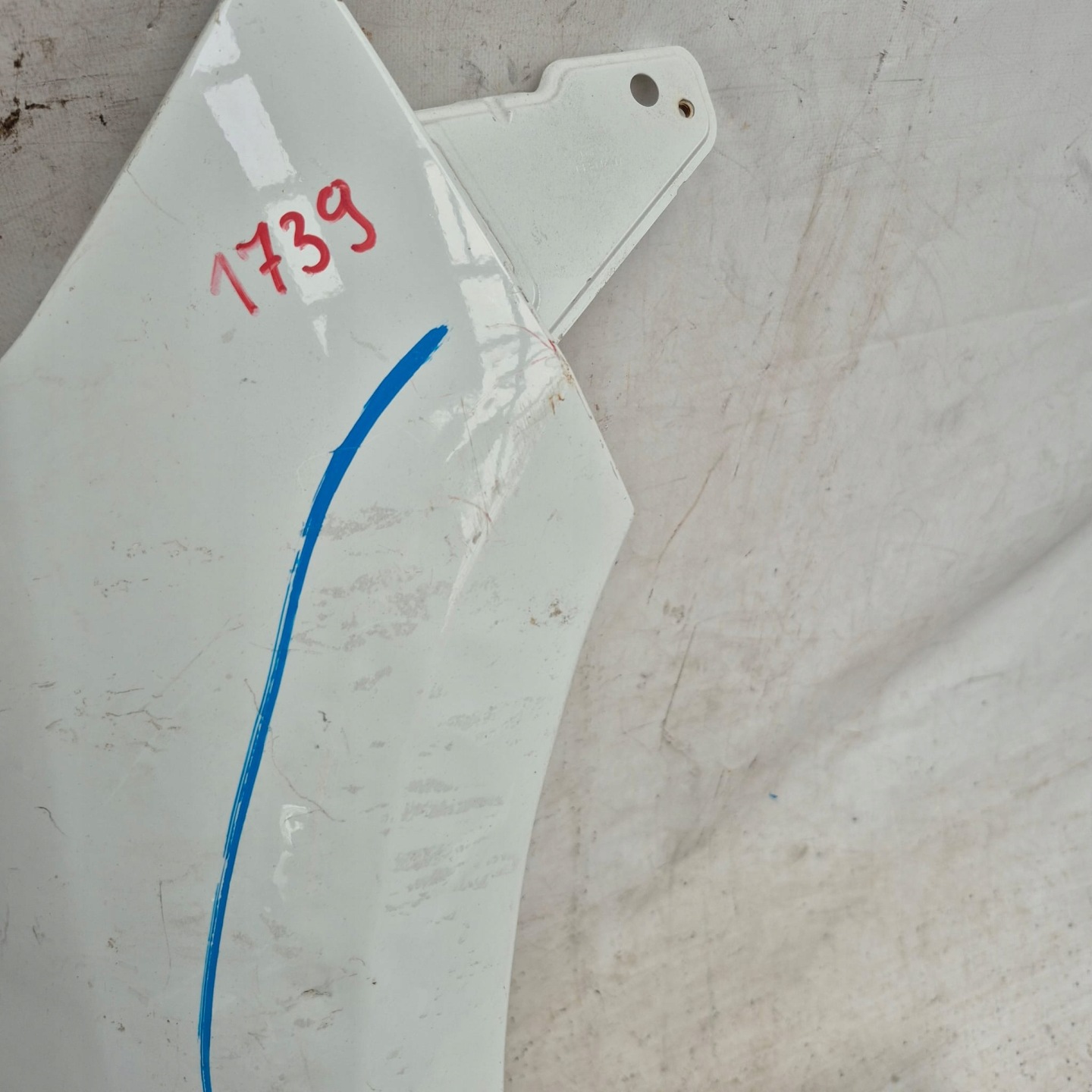 VOLVO V60 and 1 S60 II 2 10-13 fender front front right
