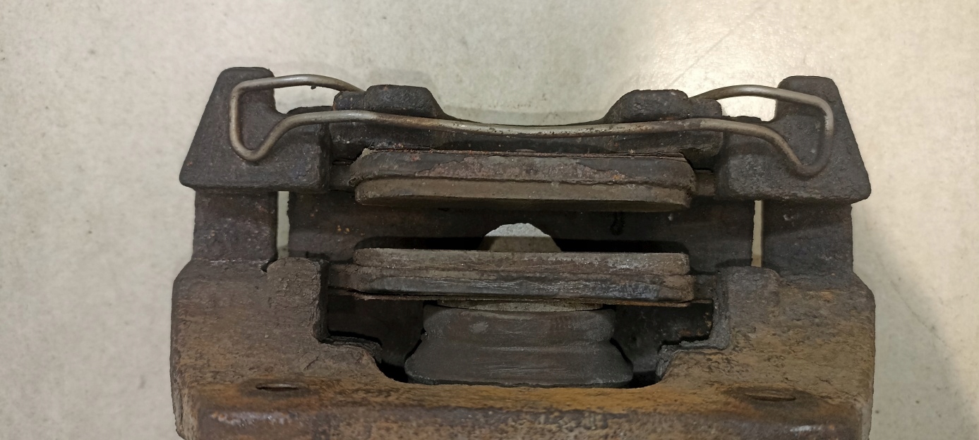 caliper brake right rear part VOLVO S60 and 2.4 D5