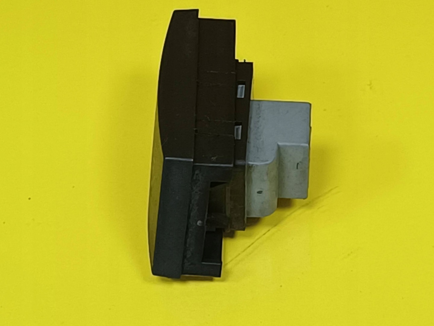 button of a lock central SEAT IBIZA III 6L1 962 125