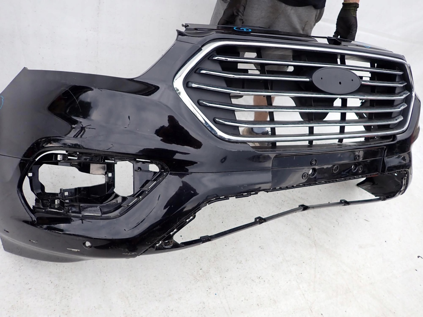 FORD TRANSIT CUSTOM ACTIVE LIFT 17- Stoßstange vorne