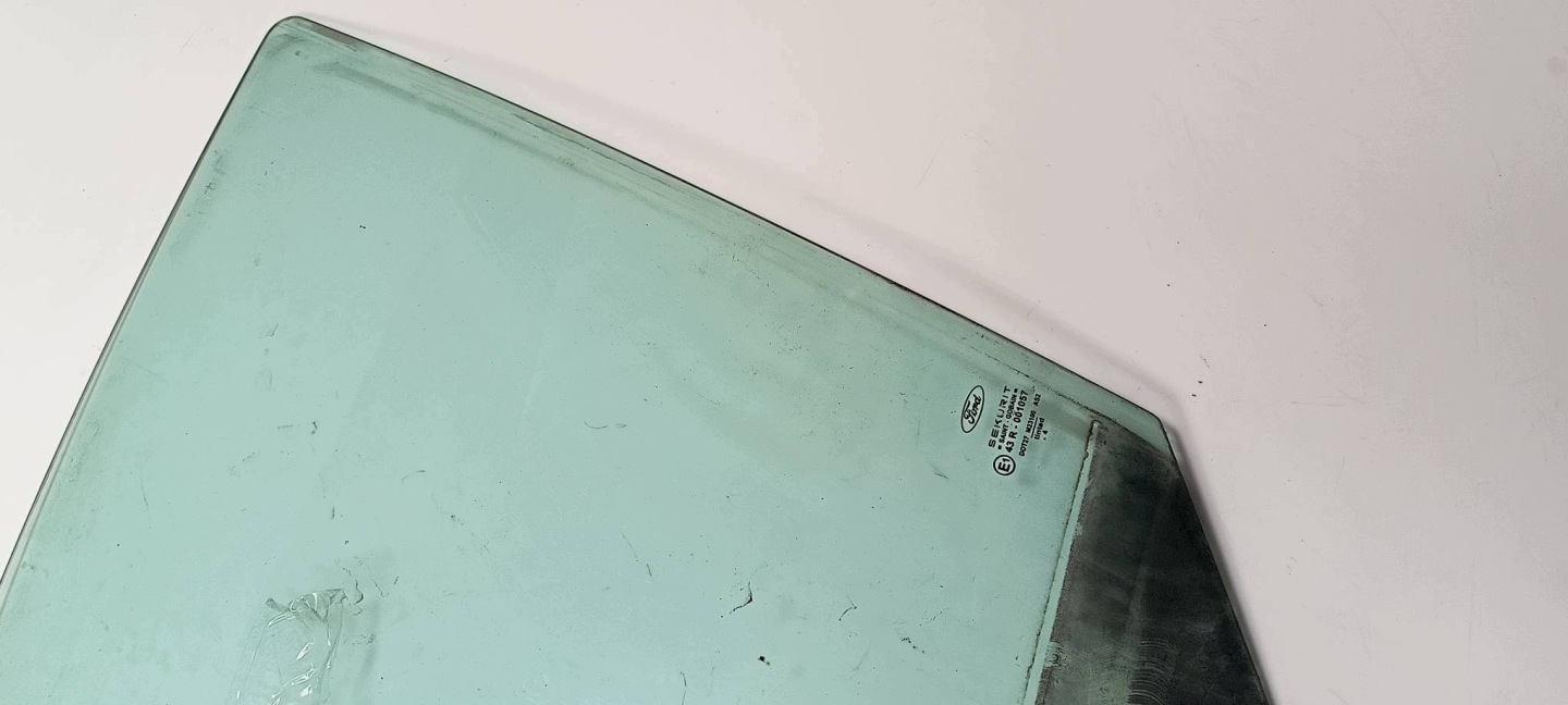 window door left front 2M5113W029BF FORD FOCUS MK1