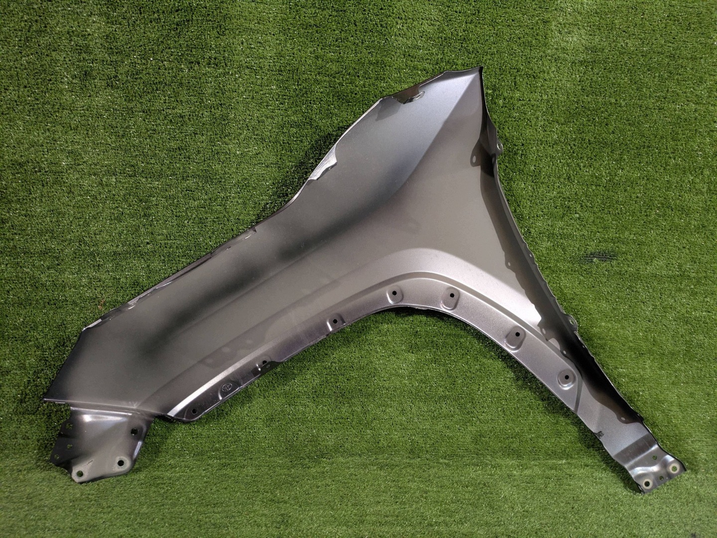 fender front right front TOYOTA RAV4 V 18- NR.B757