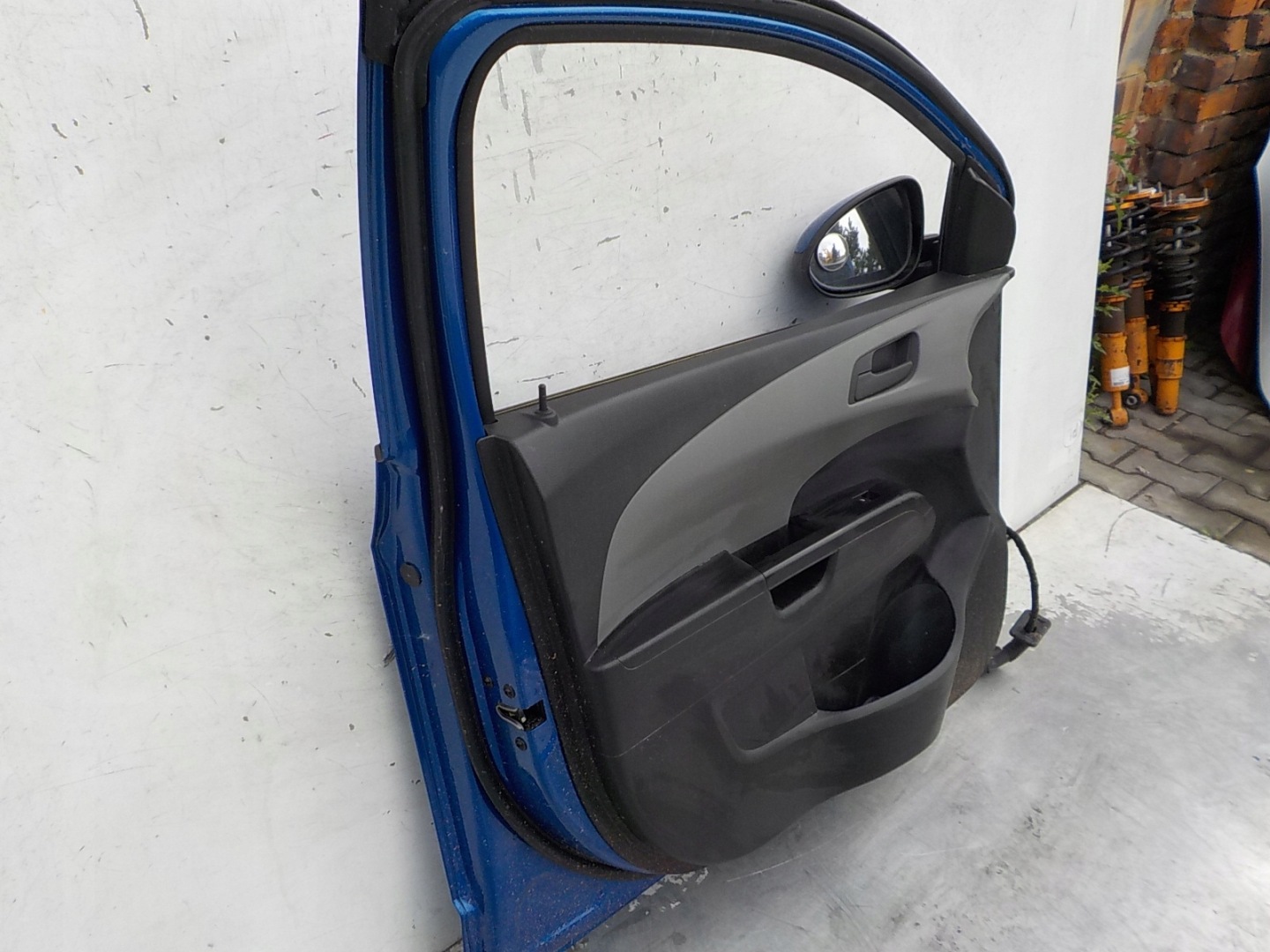 908 CHEVROLET AVEO II T300 5D door left front