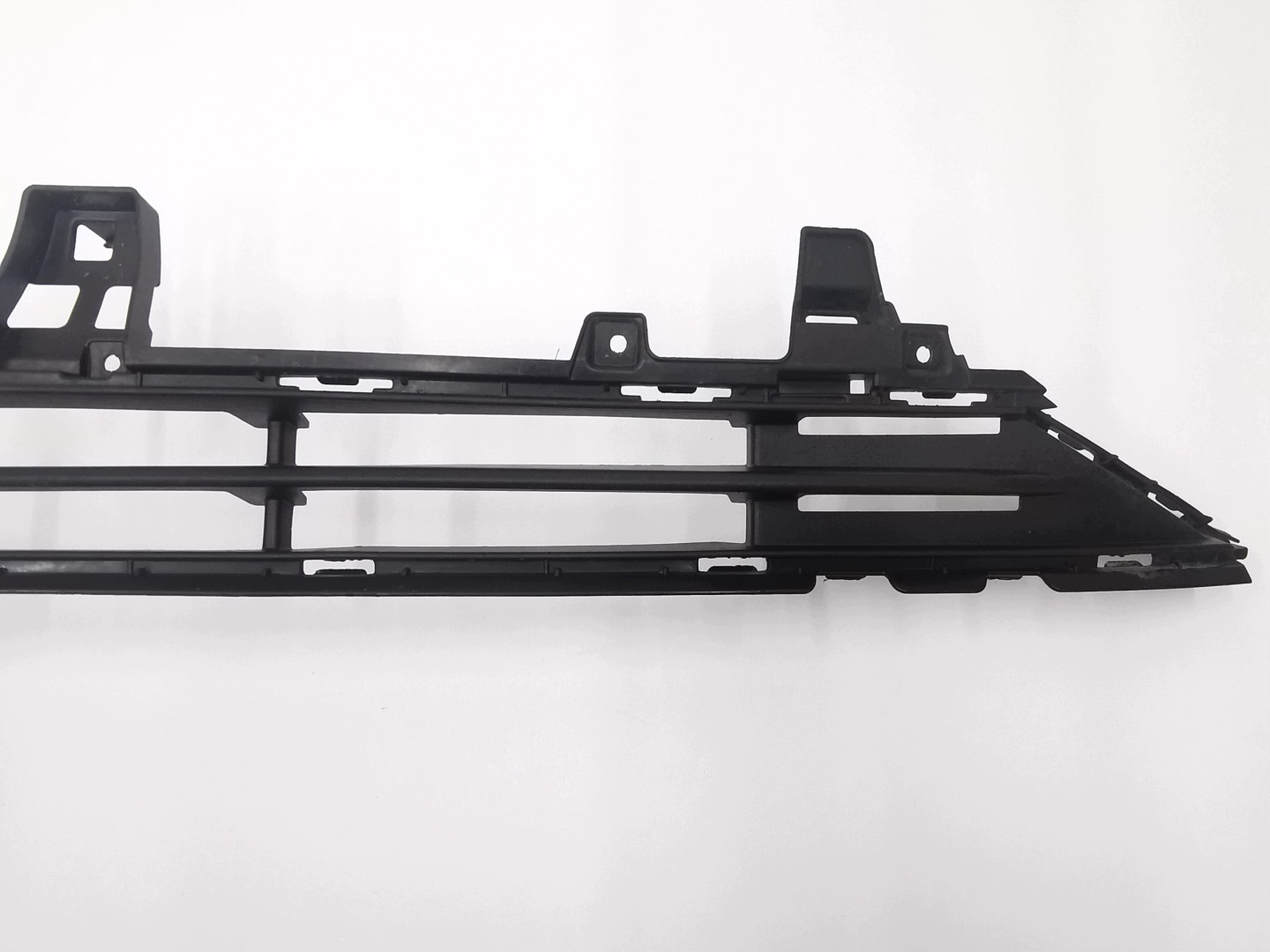 lüftungsgitter der stoßstange mitte VOLVO S90 V90 LIFT 32345376