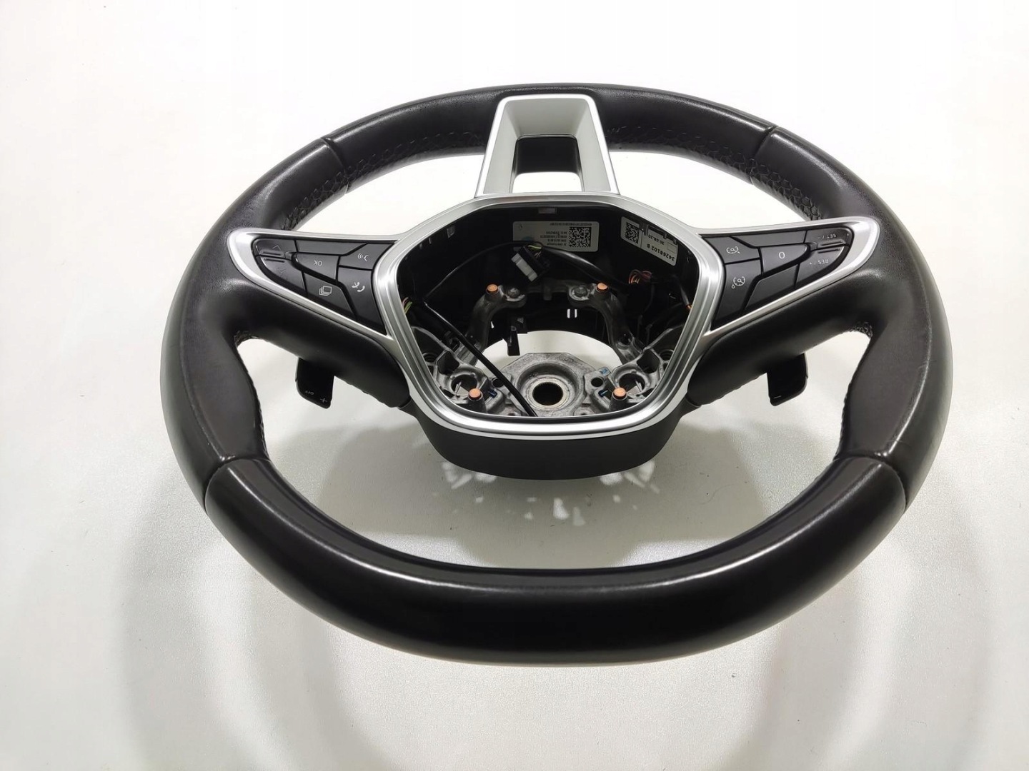 steering wheel, MULTIFUNKCJA with shifting RENAULT CAPTUR II 2019-2024 484003027R