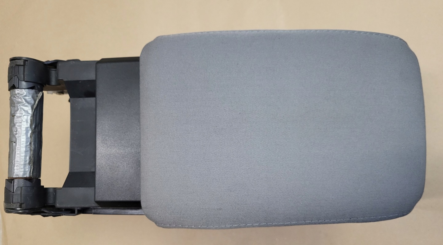 armrest adjustable TUNELU SRODKOWEGO VW GOLF V 1K OE EU grey