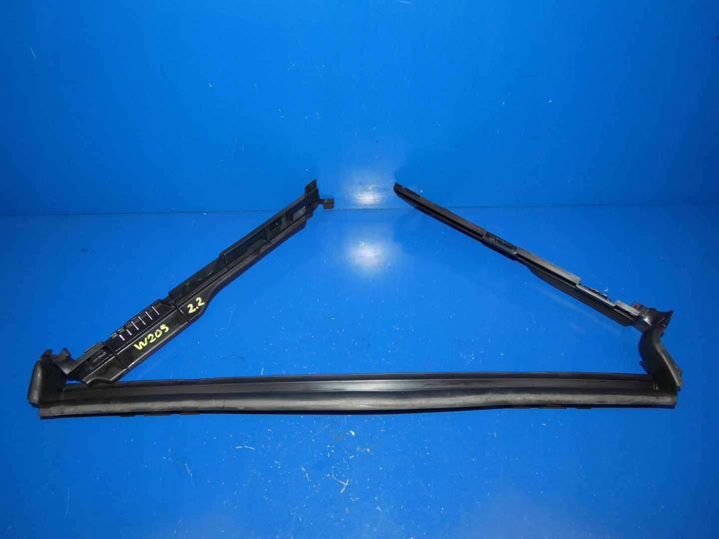 MERCEDES C KLASA air duct air line frame radiator