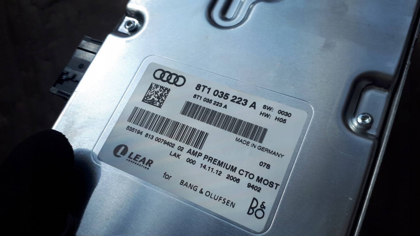 S4 B8 LIFT A4 amplifier bang&OLUFSEN 8T1035223A