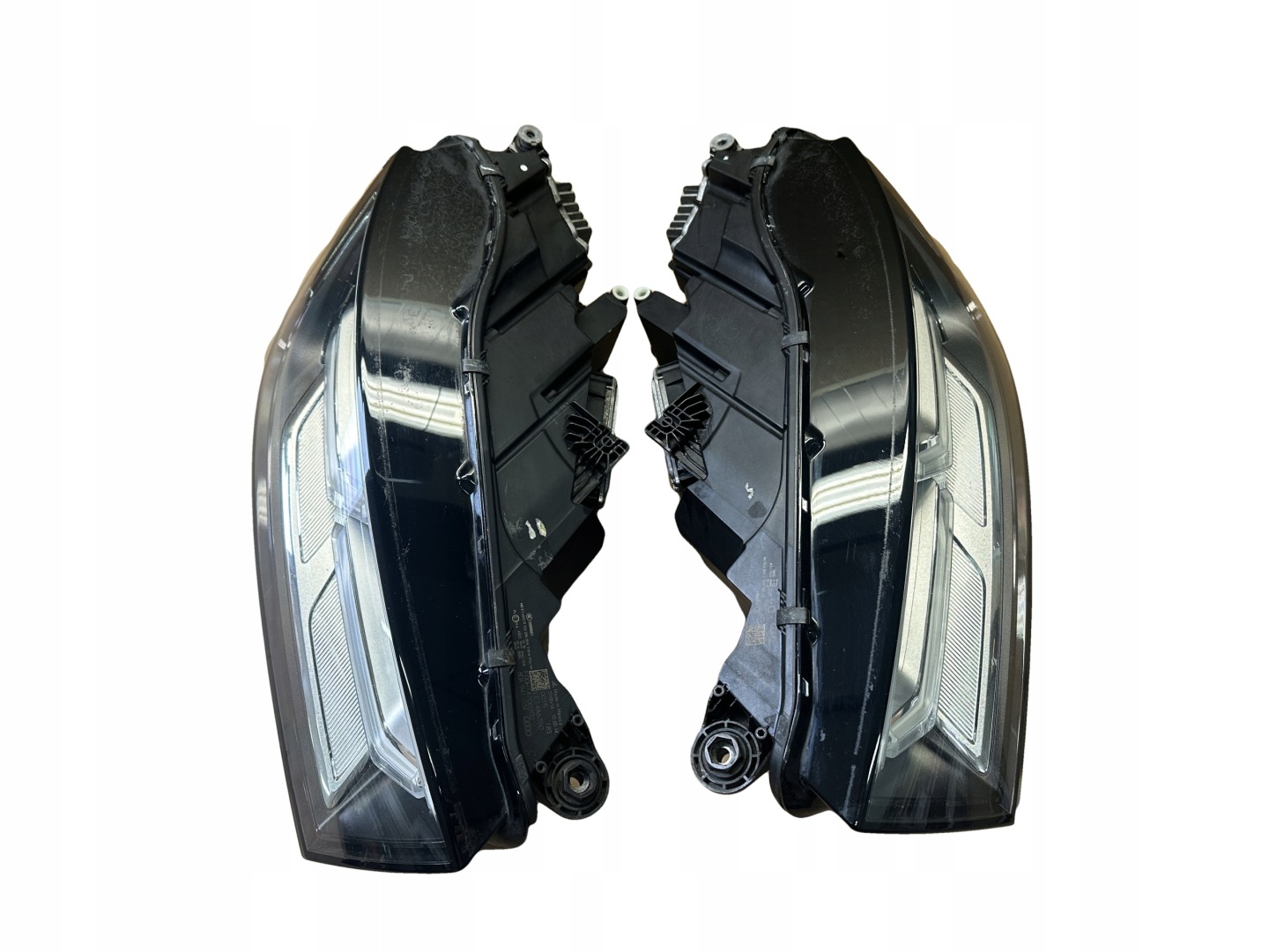 AUDI Q5 80A lights front FULL LED 80A941033