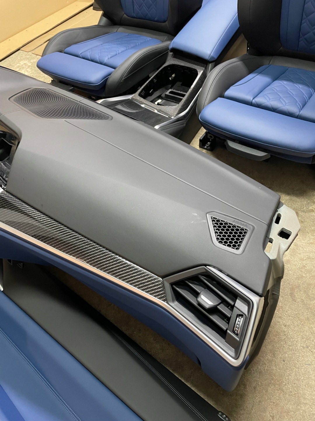 seats console leather NAPPA INDIVIDUAL CARBON BMW 4 G22