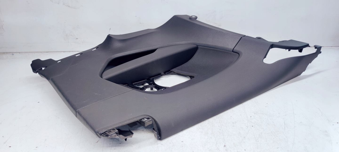 side left rear part AUDI A3 8V 8V3867035 MATERIAL *5*