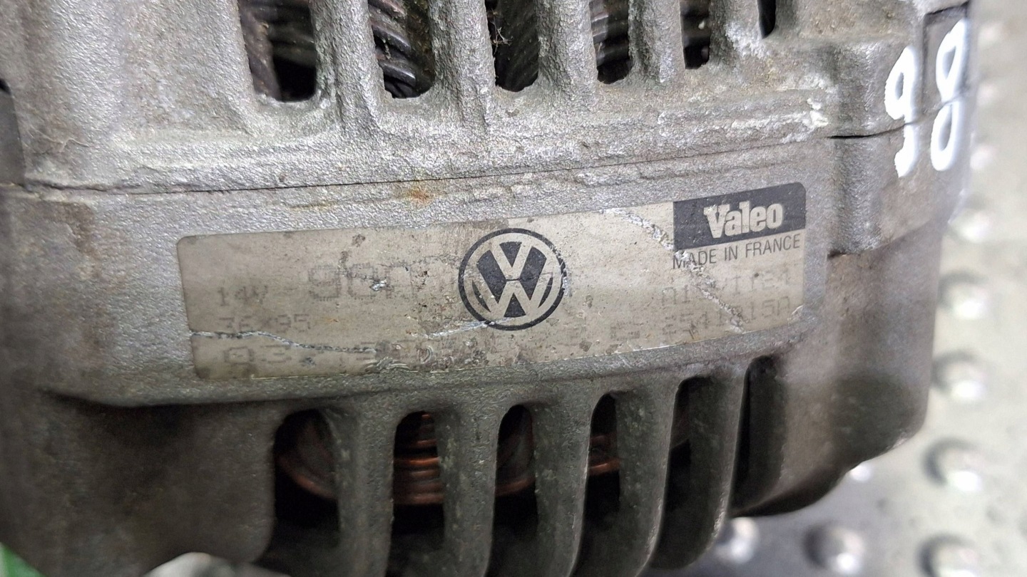 ALTERNATOR 90A 037903023G VW GOLF III PASSAT B4 1.6 1.8 B