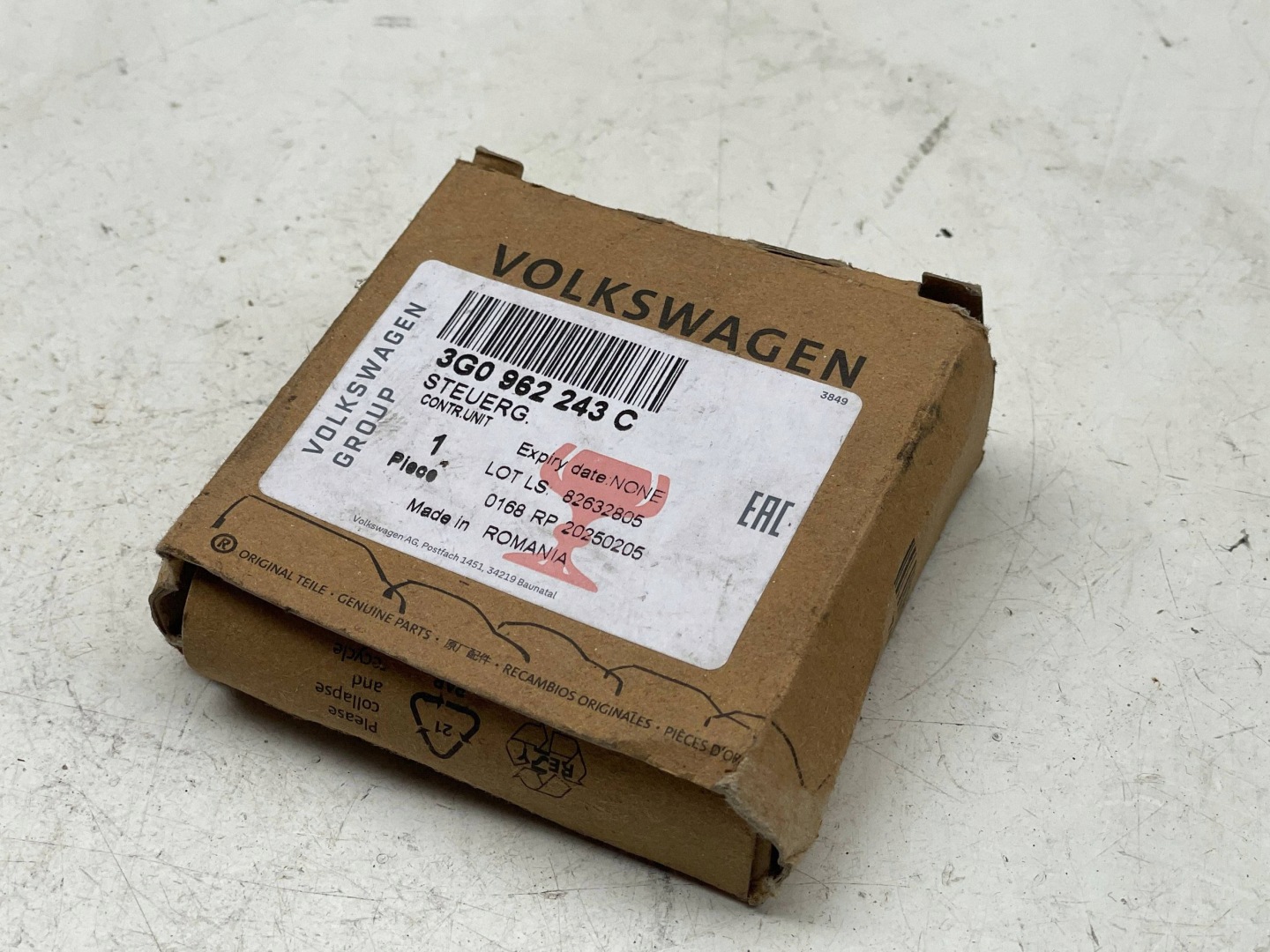 module bonnet boot Volkswagen Arteon 3G0962243C original!!
