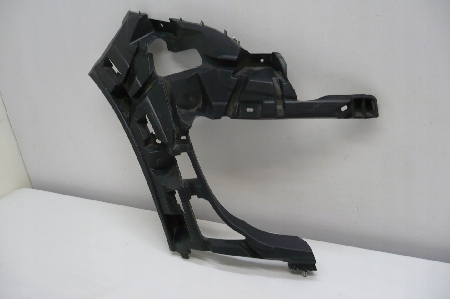RENAULT MEGANE III 3 LIFT 13- support holder of a bumper right front