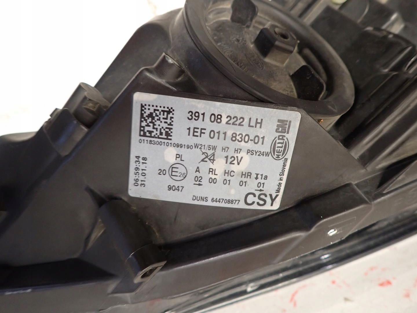 light front front left OPEL CORSA E 2014- 39108222