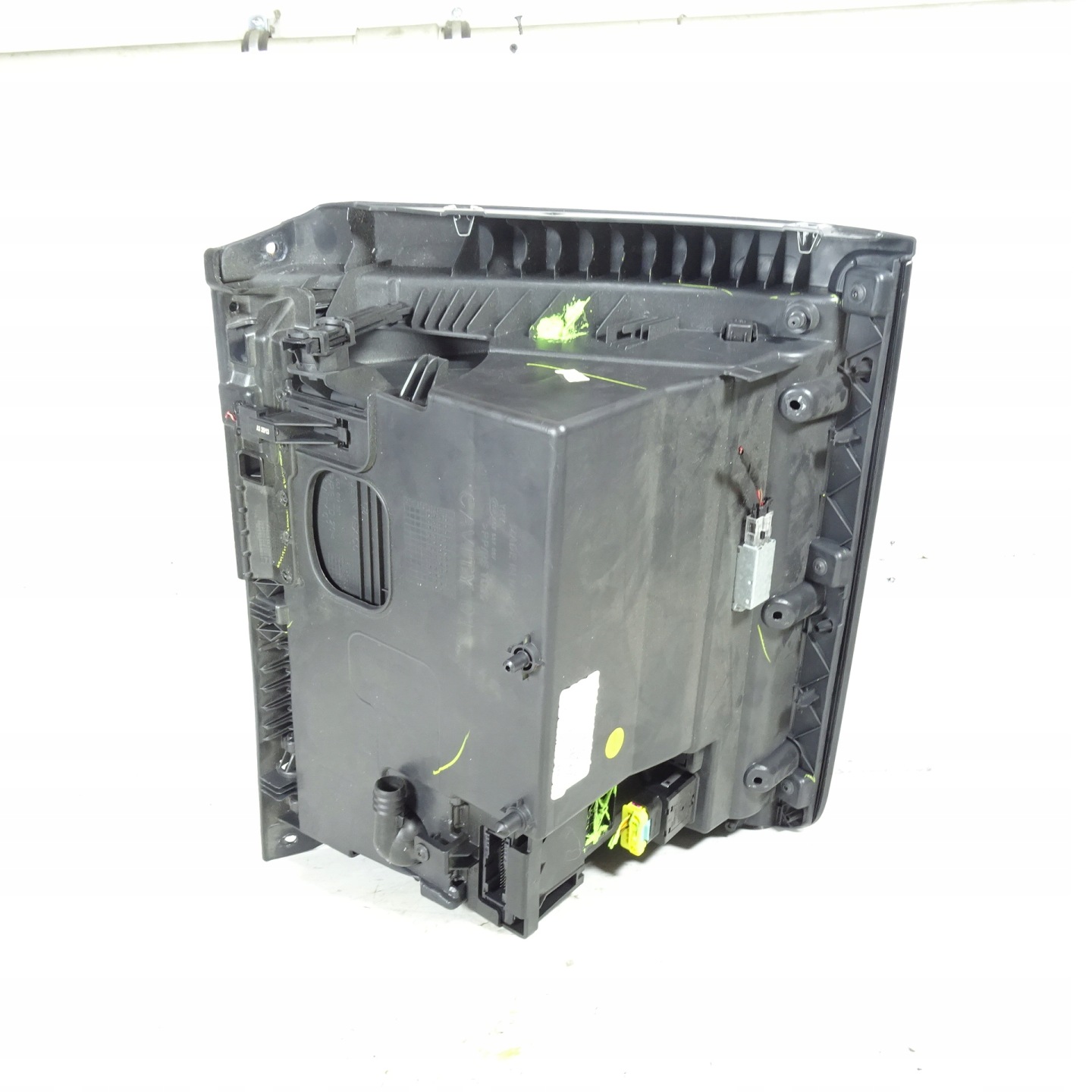 VW JETTA 6 VI passenger compartment 5C7857097