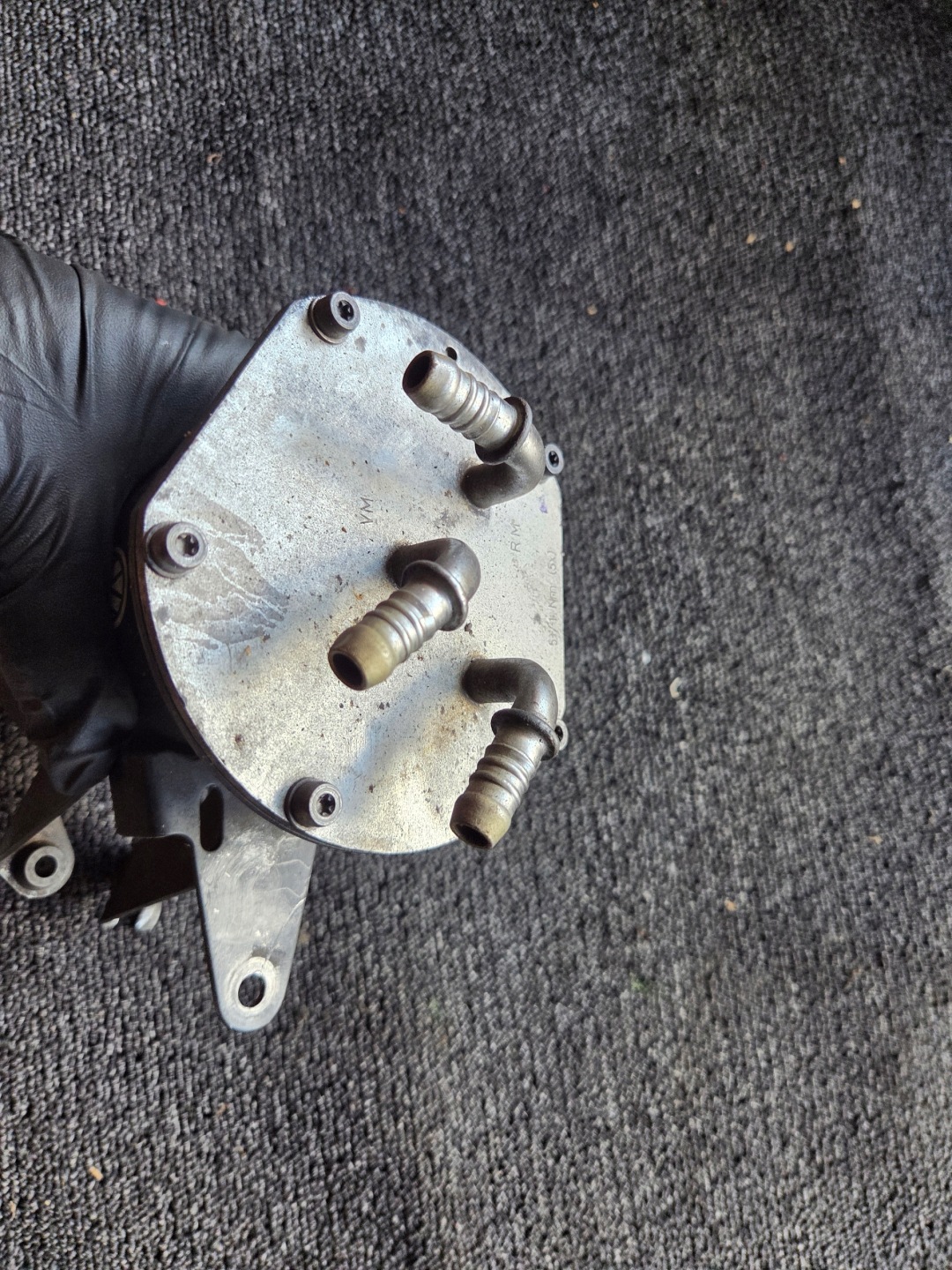 Volkswagen poklopač filtera goriva 7N0127400D