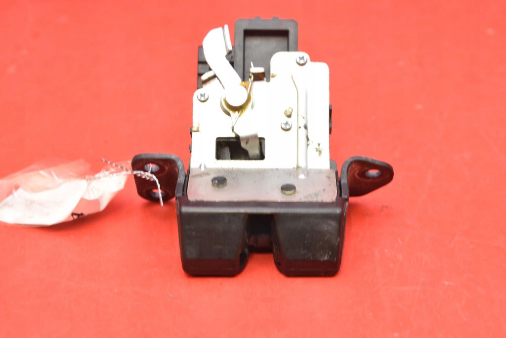 lock bonnet rear part boot 81230-A6000 KIA CEED 2 II 5D HB LIFT 15-18