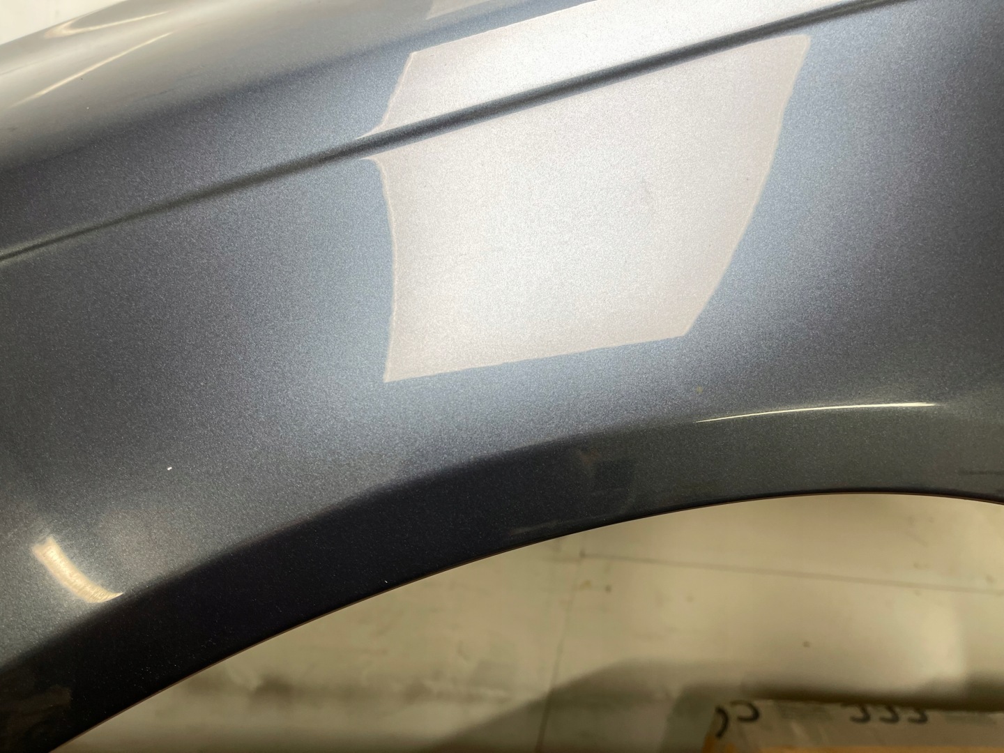 fender left front front AUDI A6 C6 2004R- LZ7R