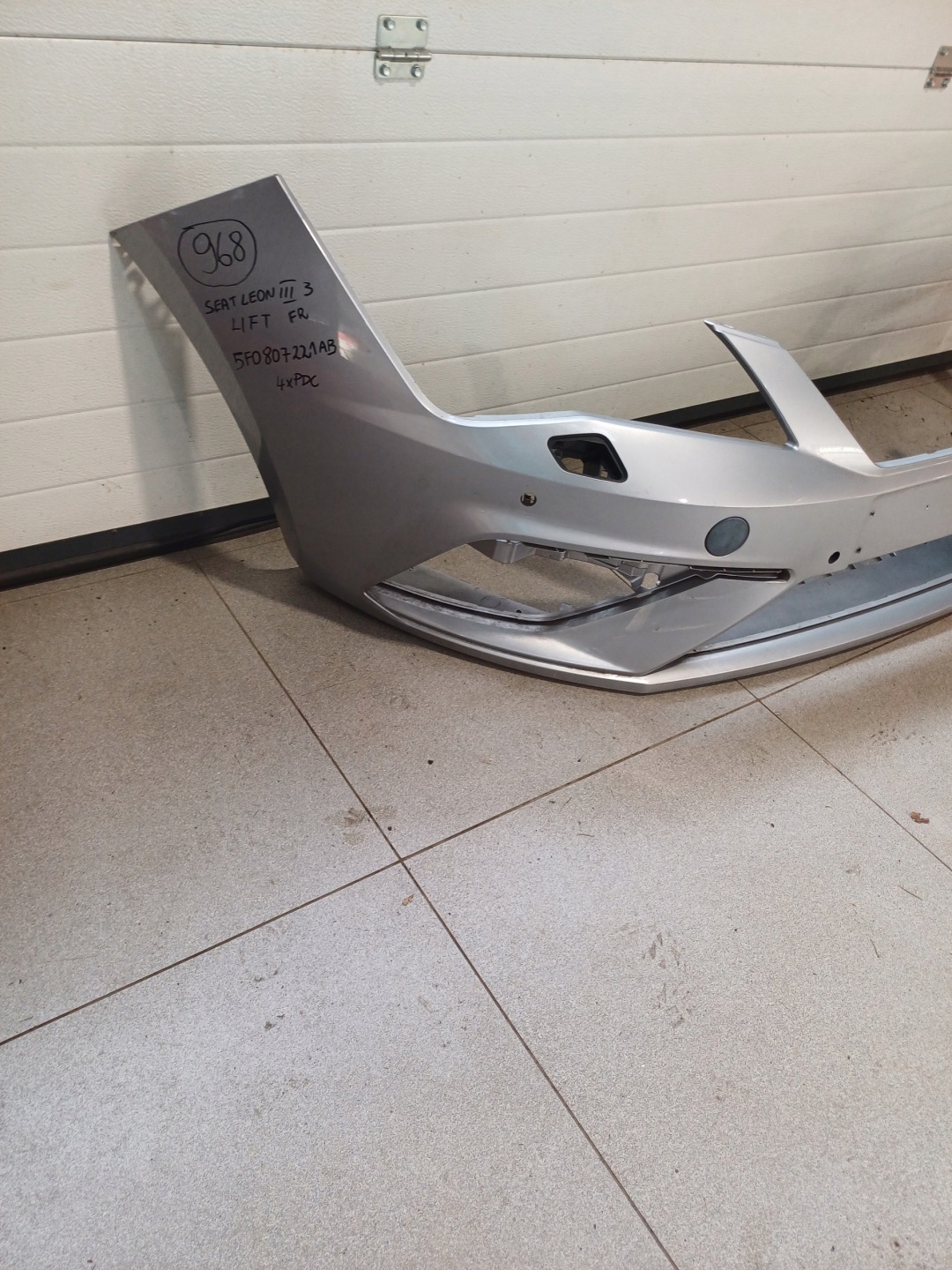 bumper front front SEAT LEON 3 III FR LIFT 4 X PDC washer 5F0807221AB