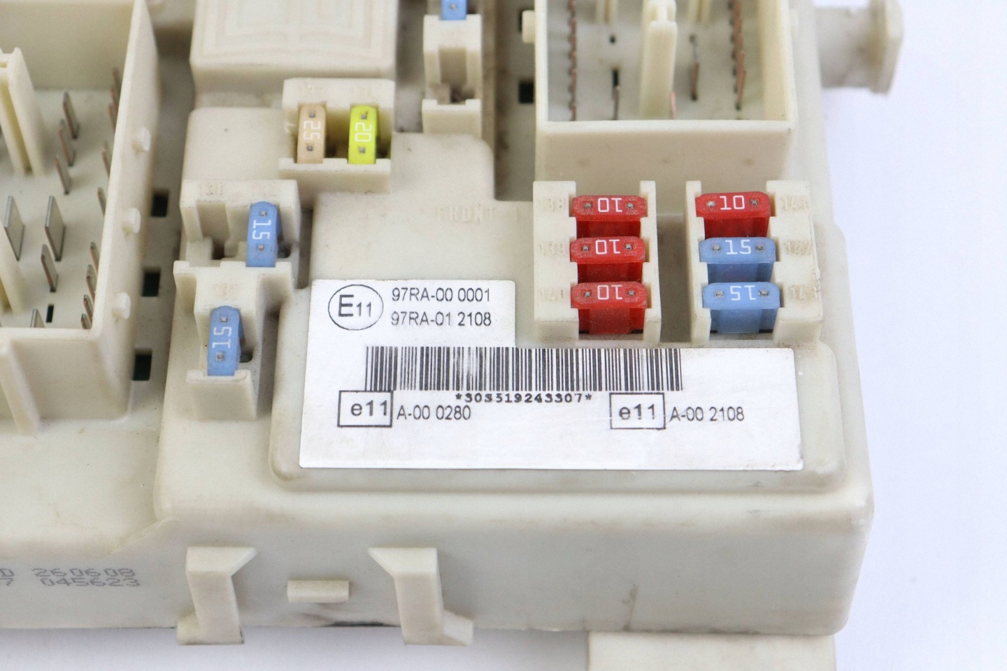 FORD FOCUS MK2 fuse box 7M5T-14A073-DD 8M5T-14014-NLA