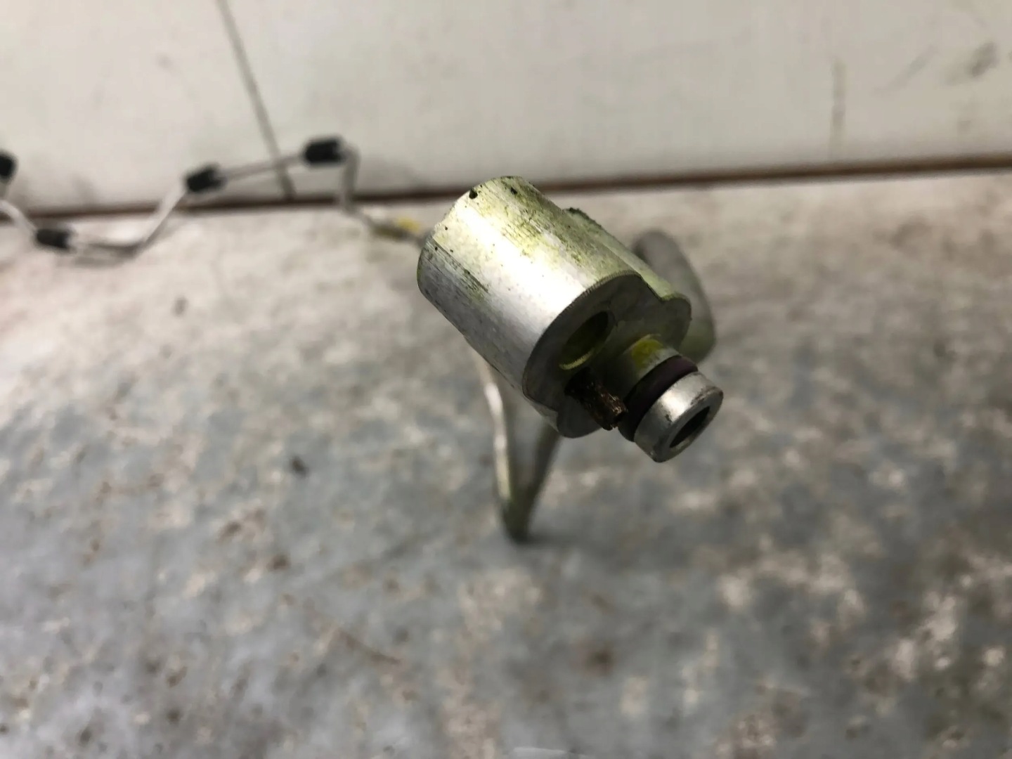 vedení klimatizaci VW PASSAT B7 3C0820741AT