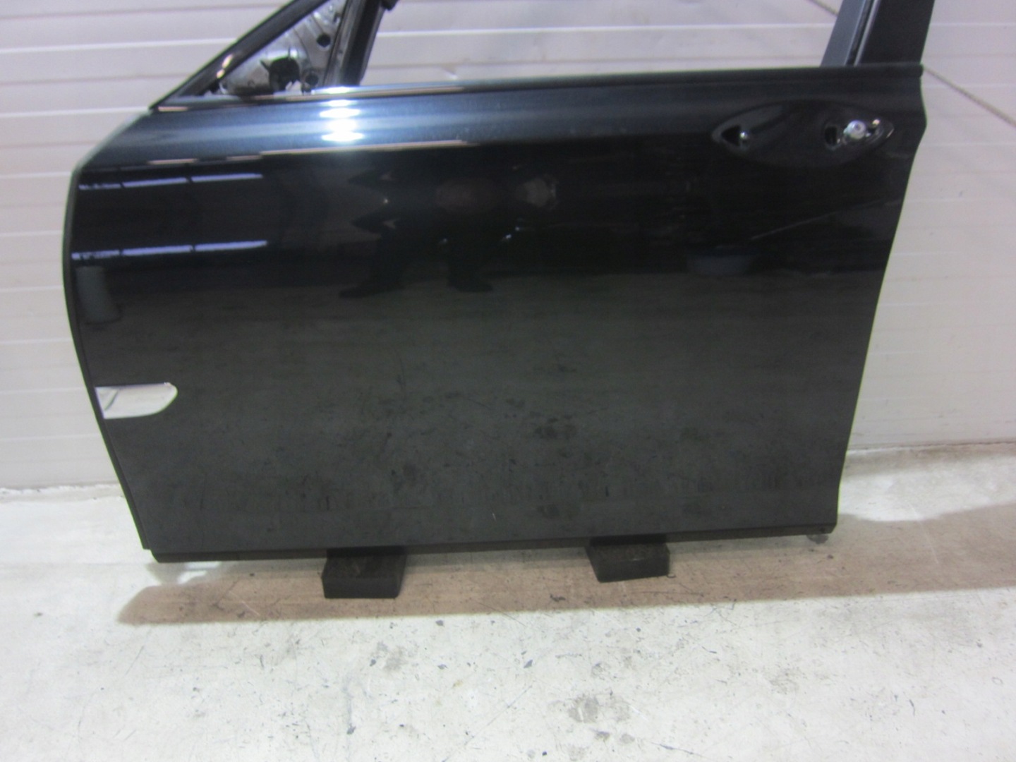 BMW F01 F02 door left front left front 475 BLACK SAPPHIRE black,