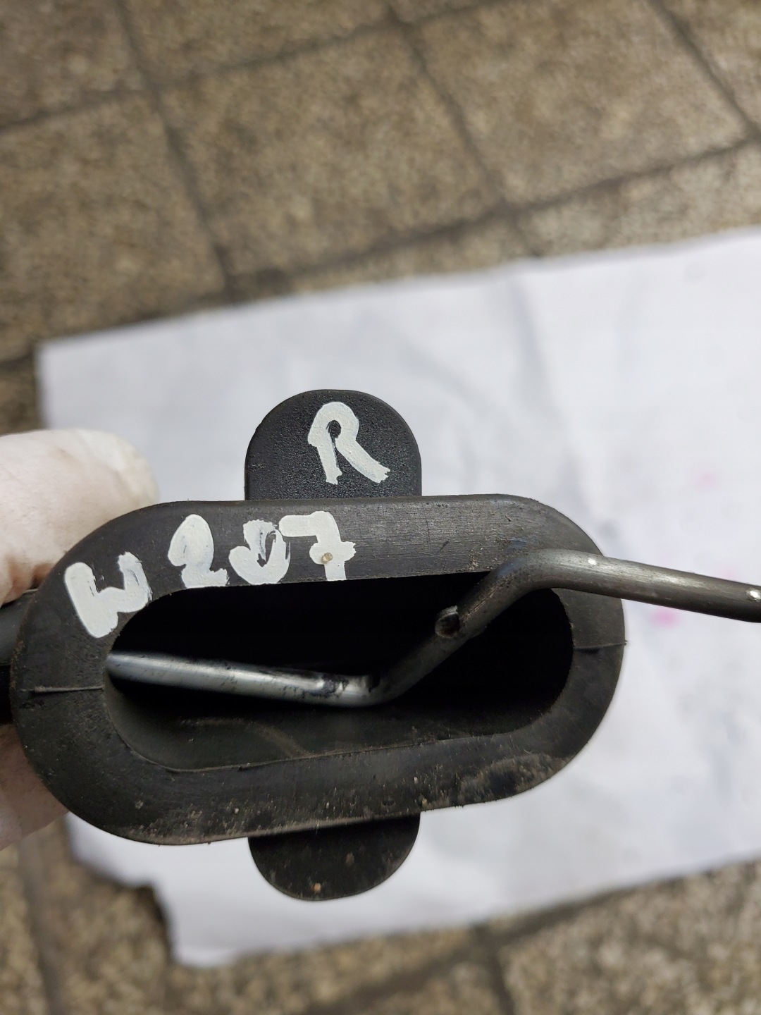RYGIEL blocking of a lock handles right MERCEDES E W207 OE EU