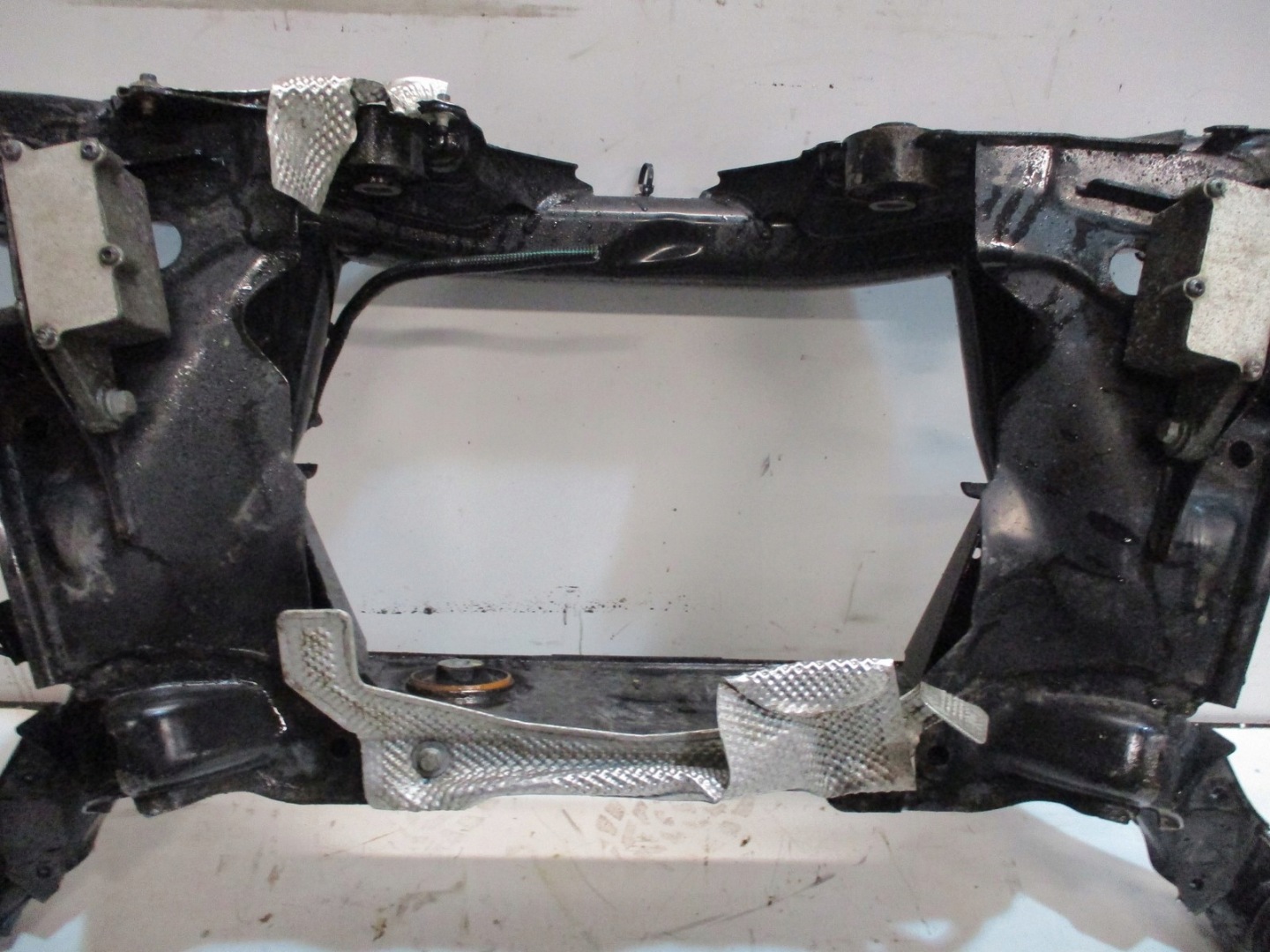 axle beam axle beam subframe rear part JAGUAR E PACE 2,0