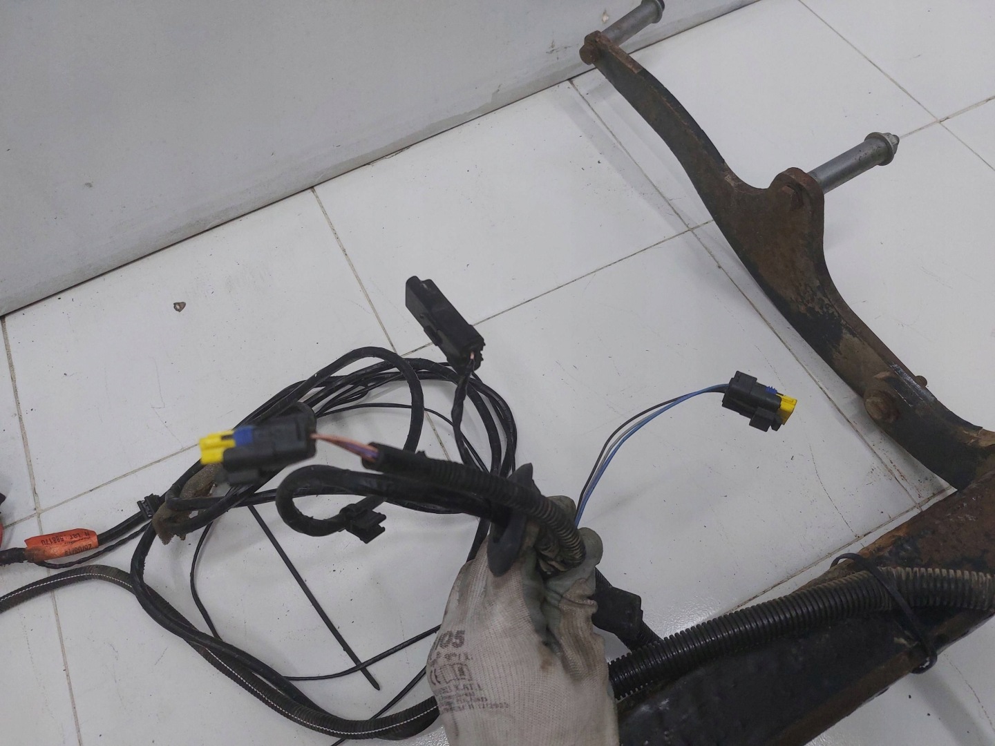 RENAULT CLIO IV 12r> KOMBI tow module bundle KOMPLET