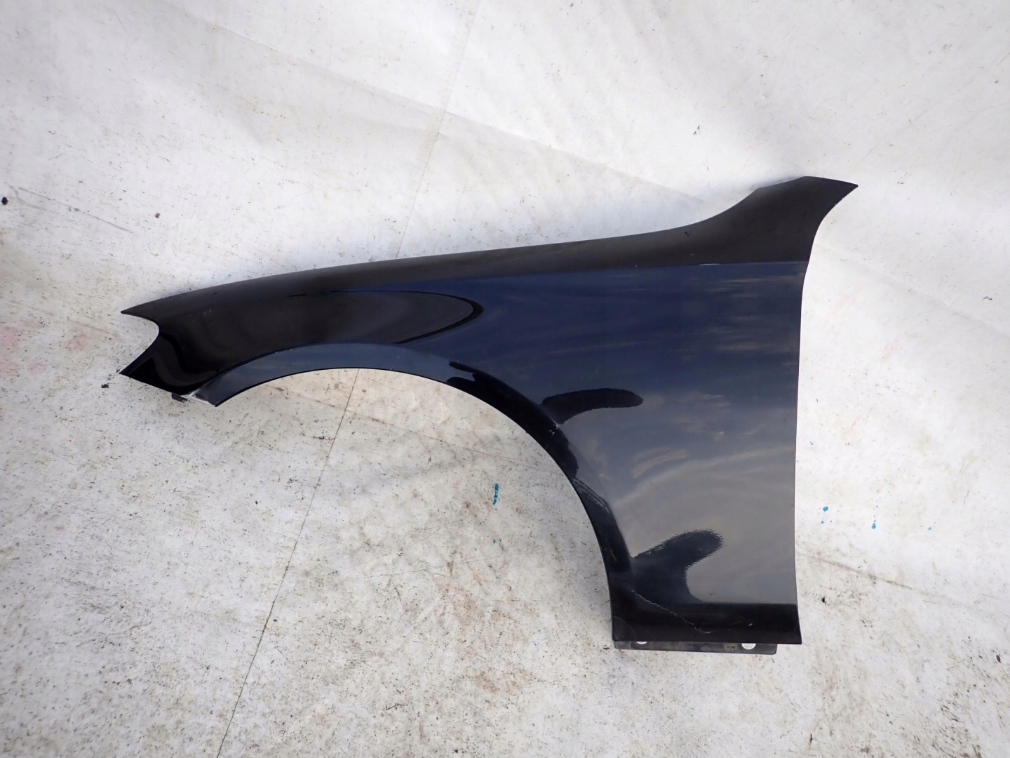MERCEDES E-KLASA W213 16- fender left front front