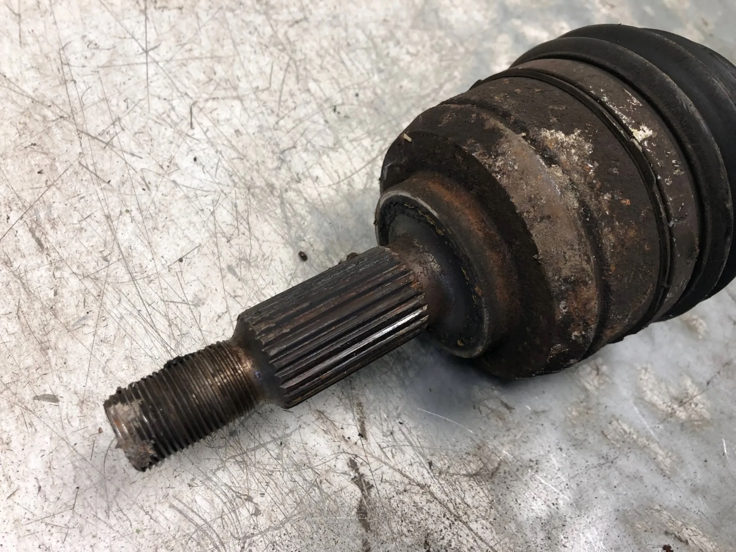 semi-axis right RENAULT SCENIC III 391006777R