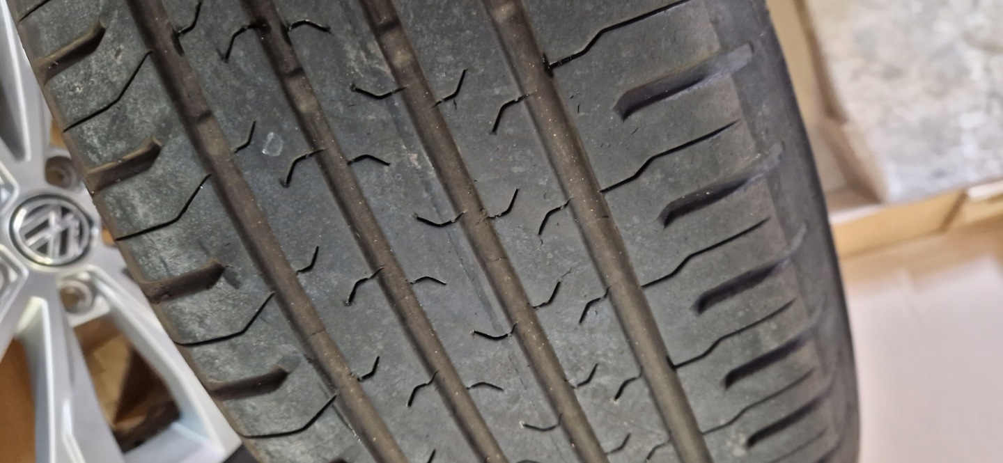 disc tyres TIGUAN 2016- 215/65/17 LATO IDEAL