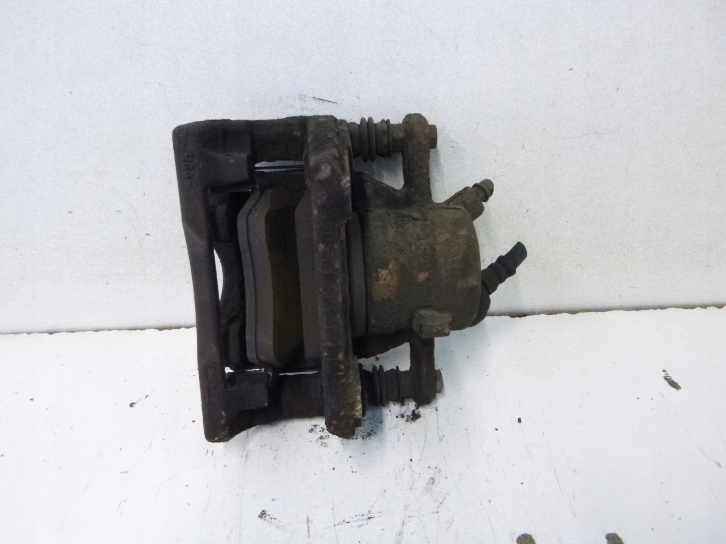 caliper brake front Renault Modus 1.2 2004