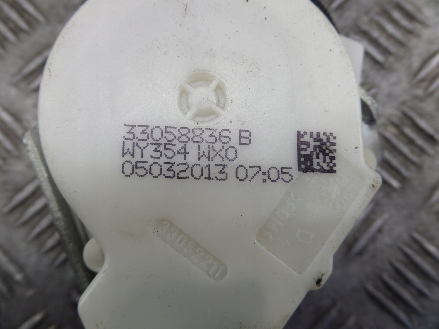 VW TOURAN Gurten Sicherheits links heck 3 RZAD