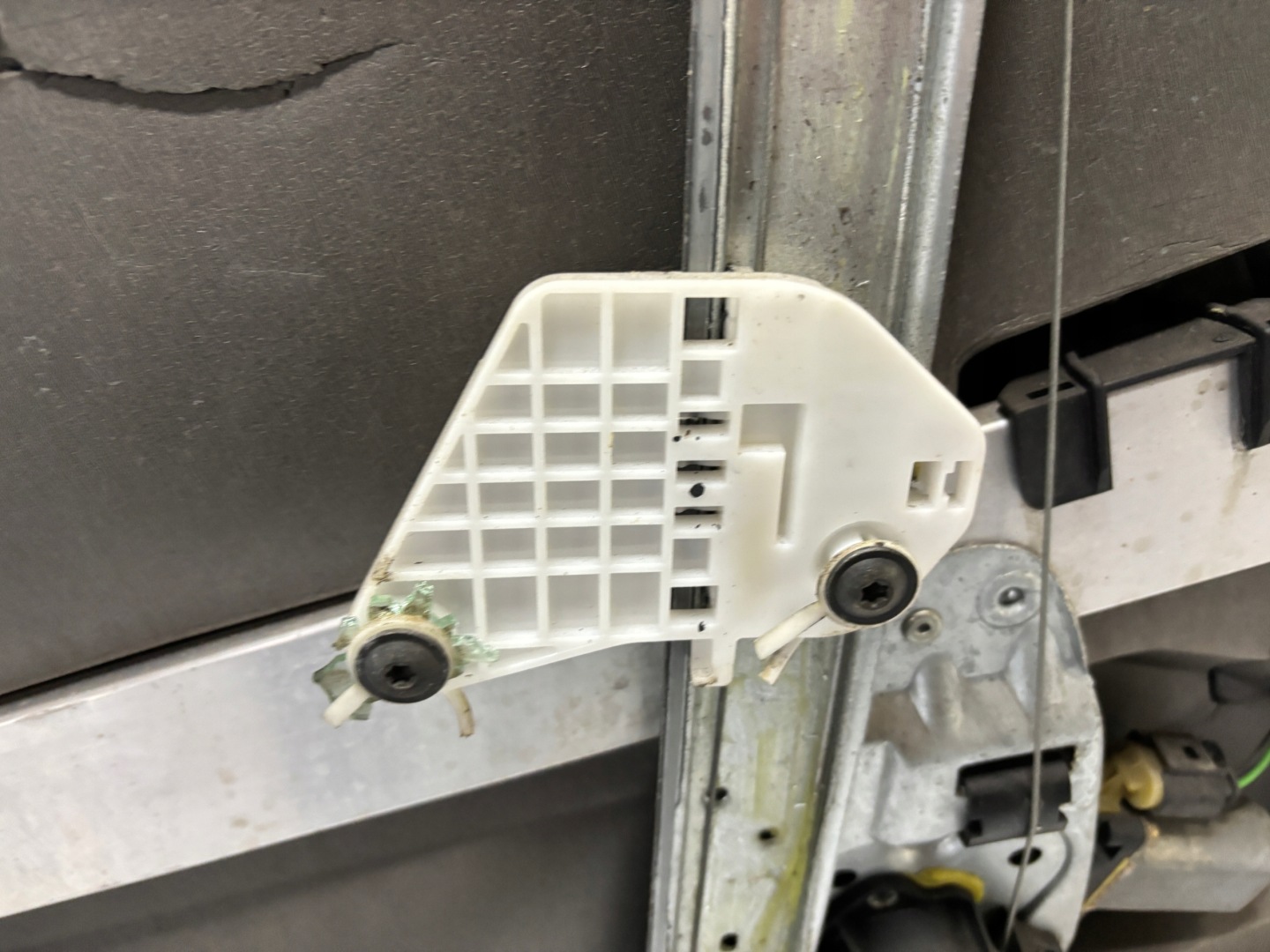 window regulator side left front Smart Fortwo and 1