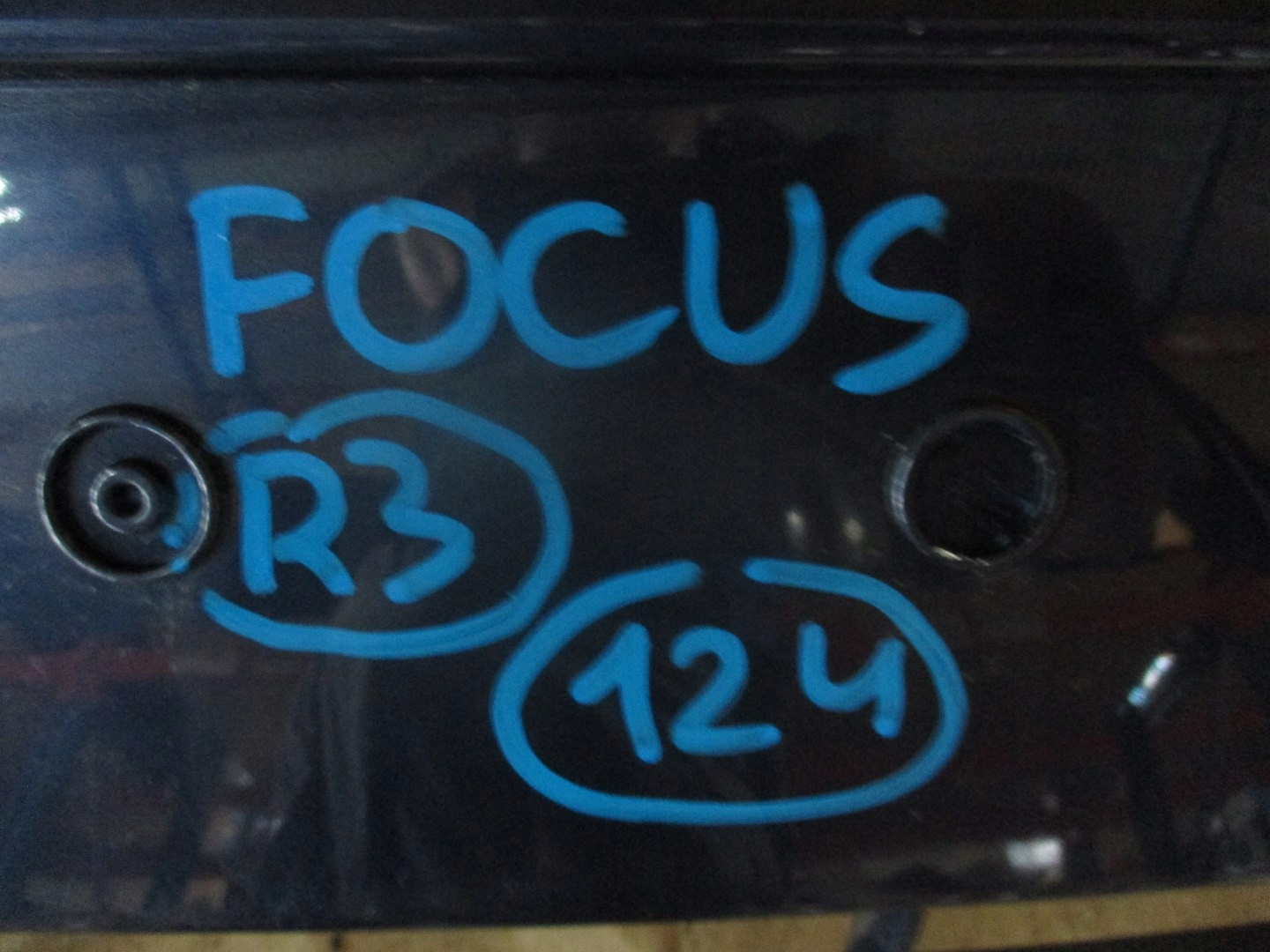 nárazník předek přední FORD FOCUS