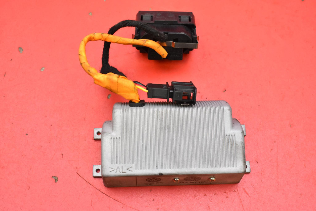 adapter GNIAZDKO 230V 3AA907155 VW PASSAT B7 10-15