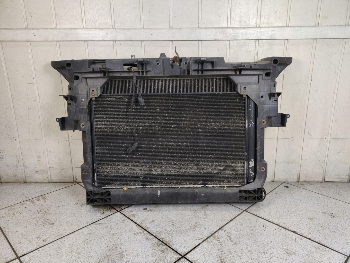 support panel for radiators pillar iron Mazda CX-9 facelift 2009