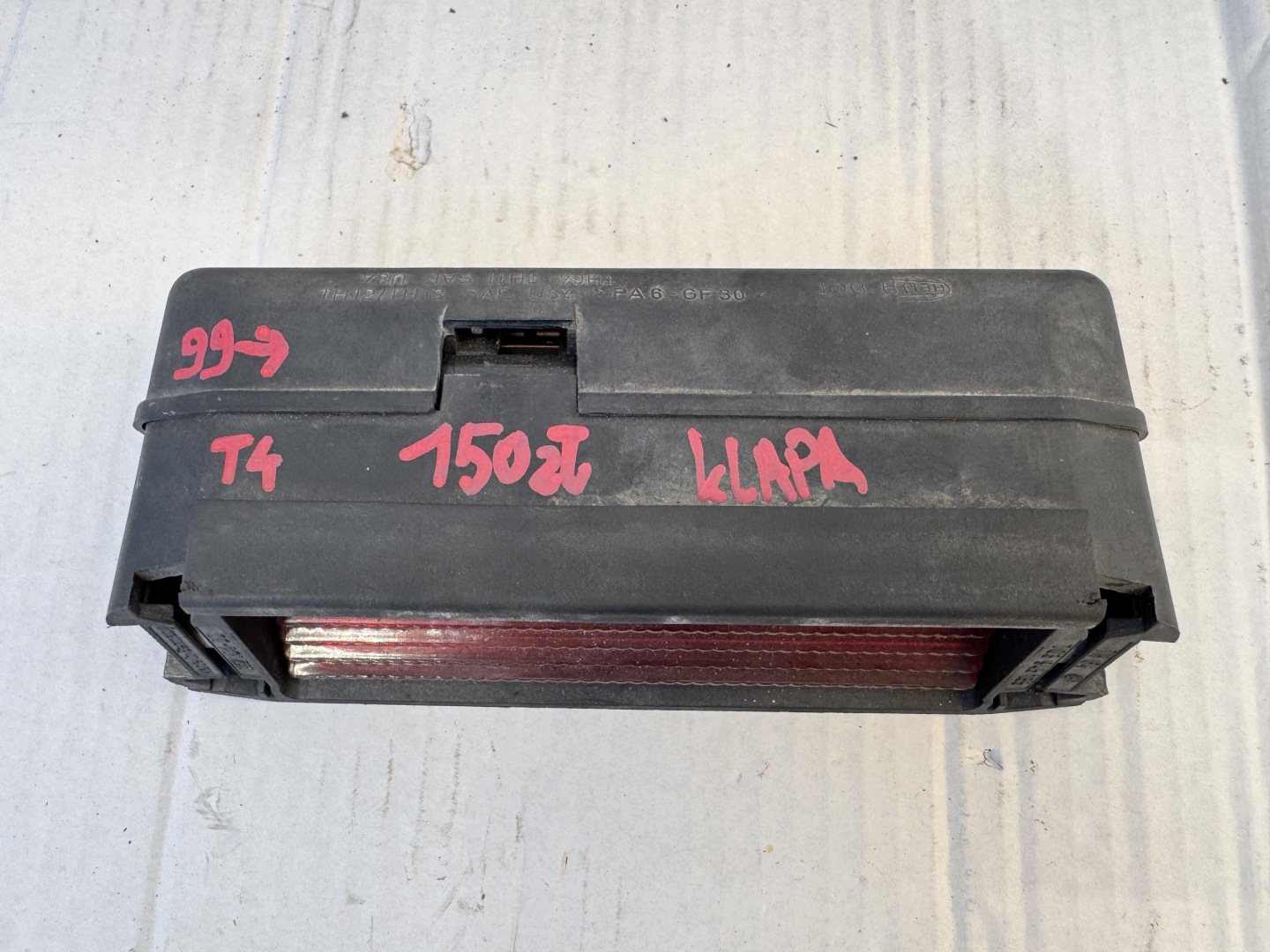 VW TRANSPORTER MULTIVAN T4 99- third brake light bonnet rear part 703945135