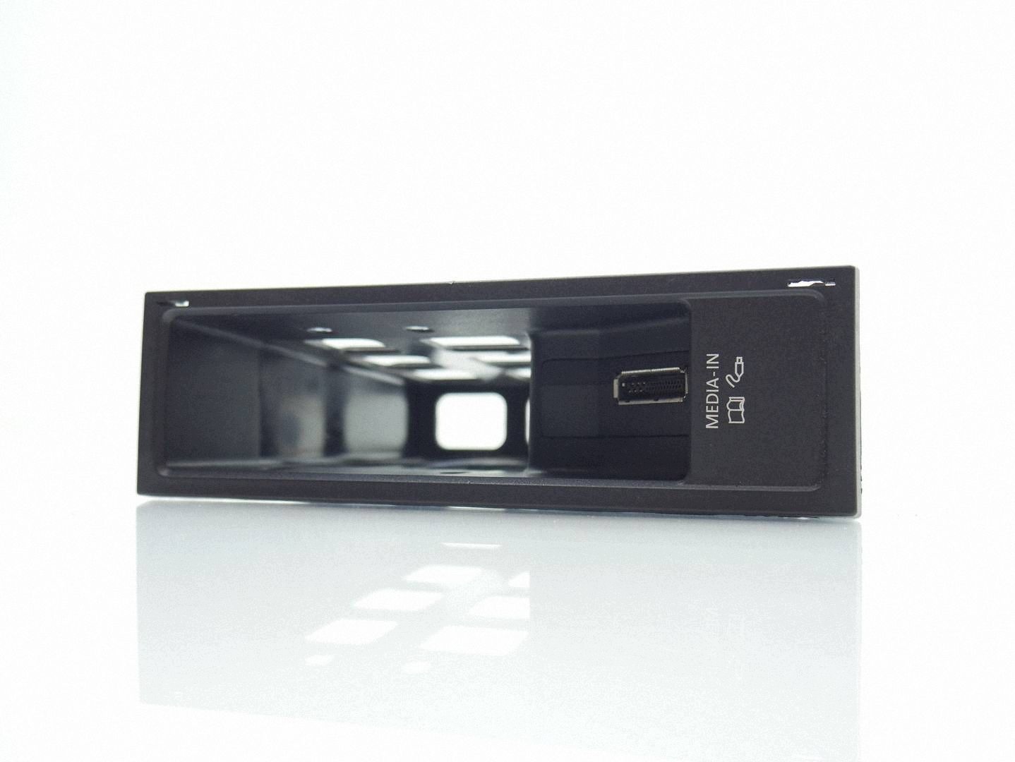player module INTERFACE MEDIA-IN VW TIGUAN and 1 5N 5N0035728G
