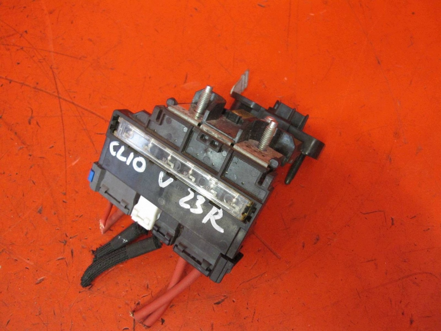 RENAULT CLIO 5 V B7 19- 1.6 E-TECH sicherungskasten batterie