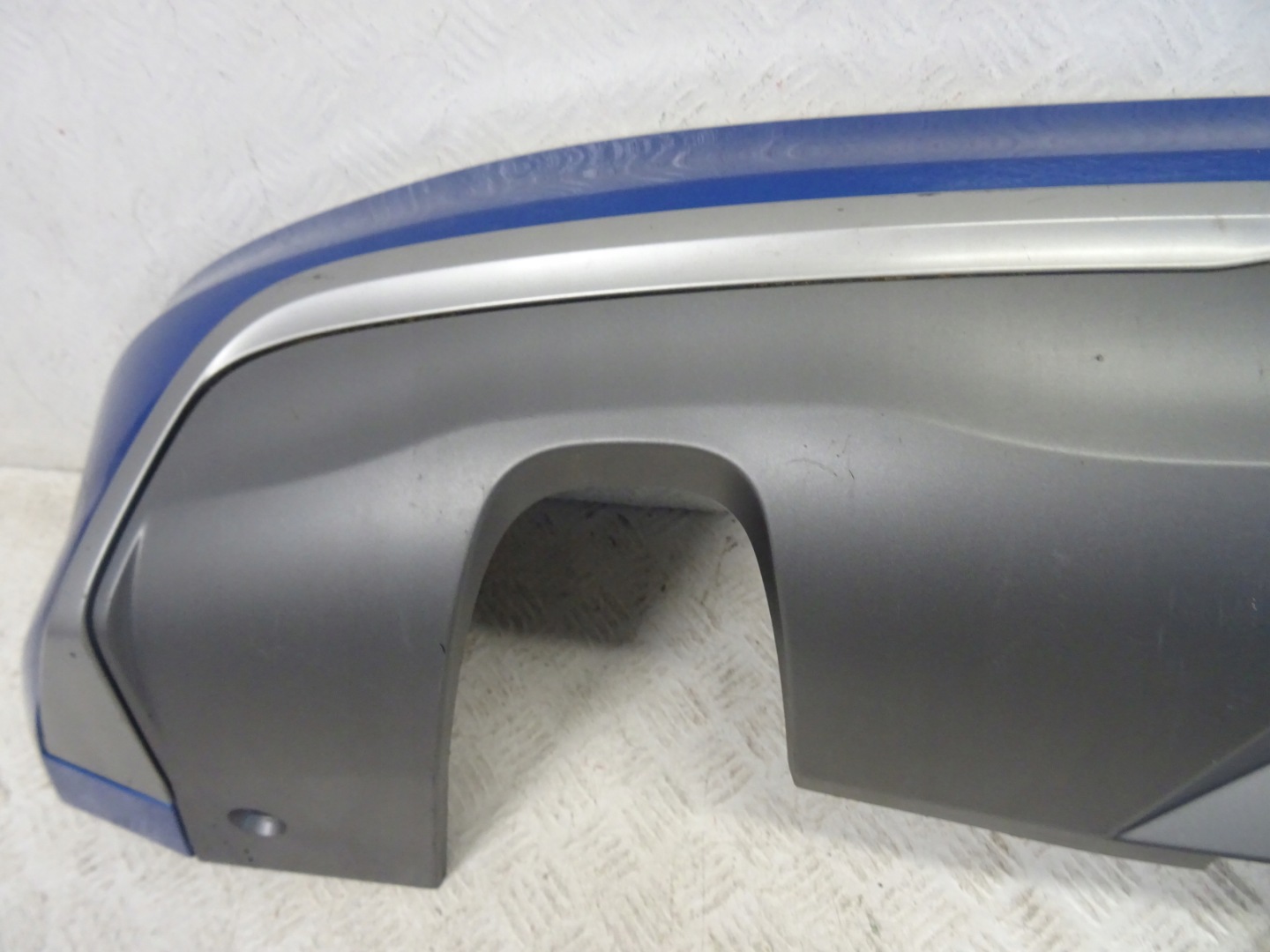 bumper rear rear part diffuser accessories AUDI Q2 S-LINE 81A807323A