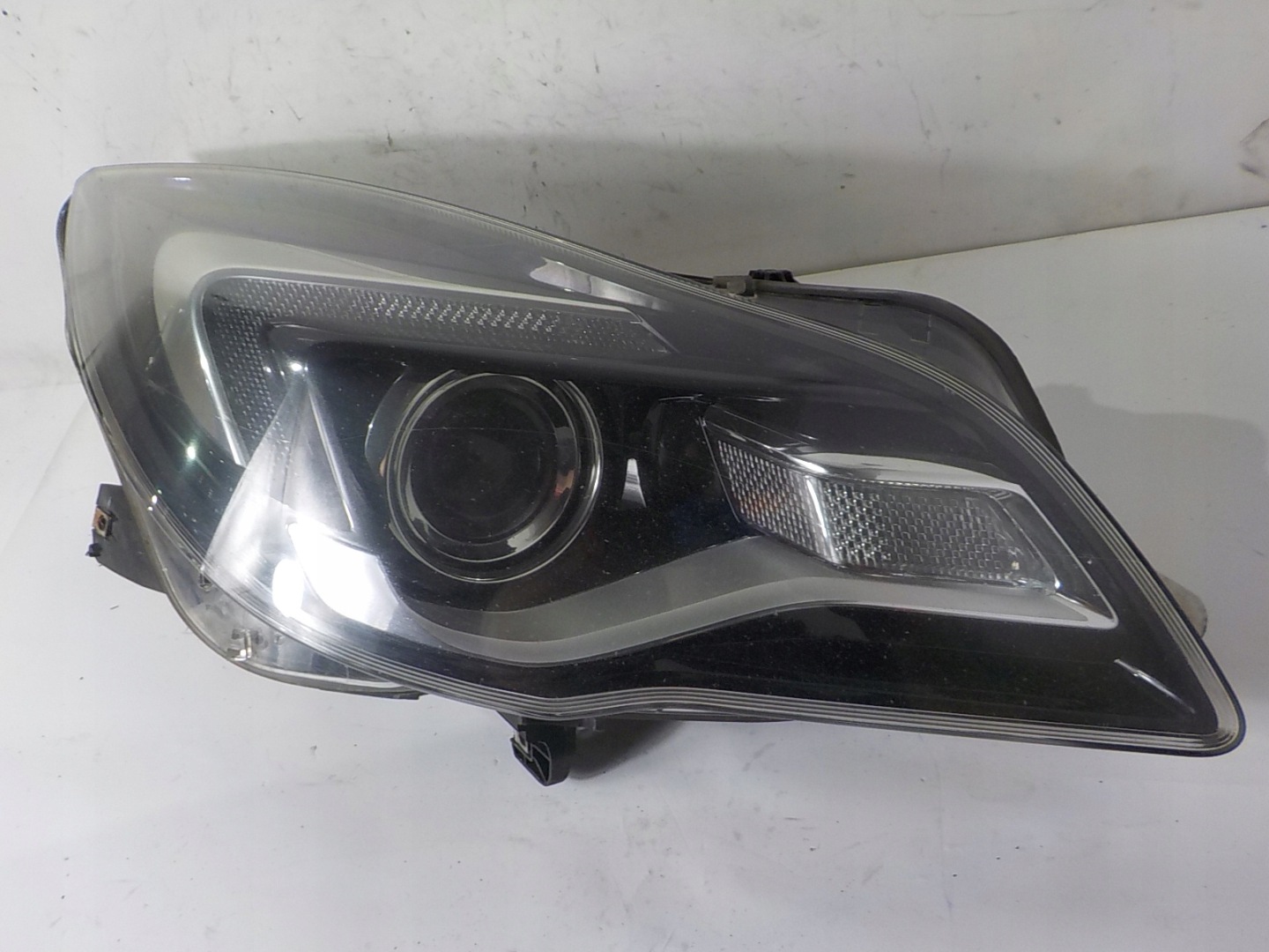 OPEL INSIGNIA A LIFT light right front front UK