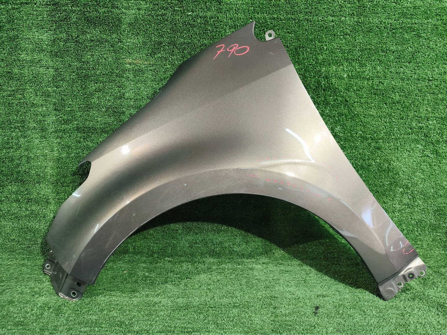 fender front left TOYOTA YARIS IV 20- NR.790