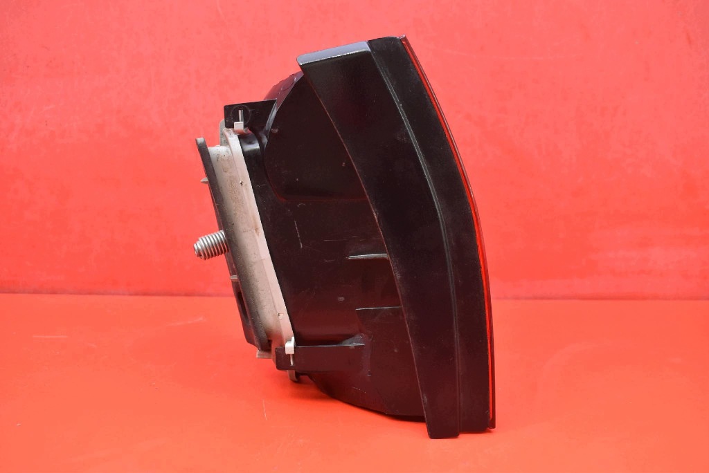 light right rear part rear 5Z0945096 VW FOX 3D HB 03-07