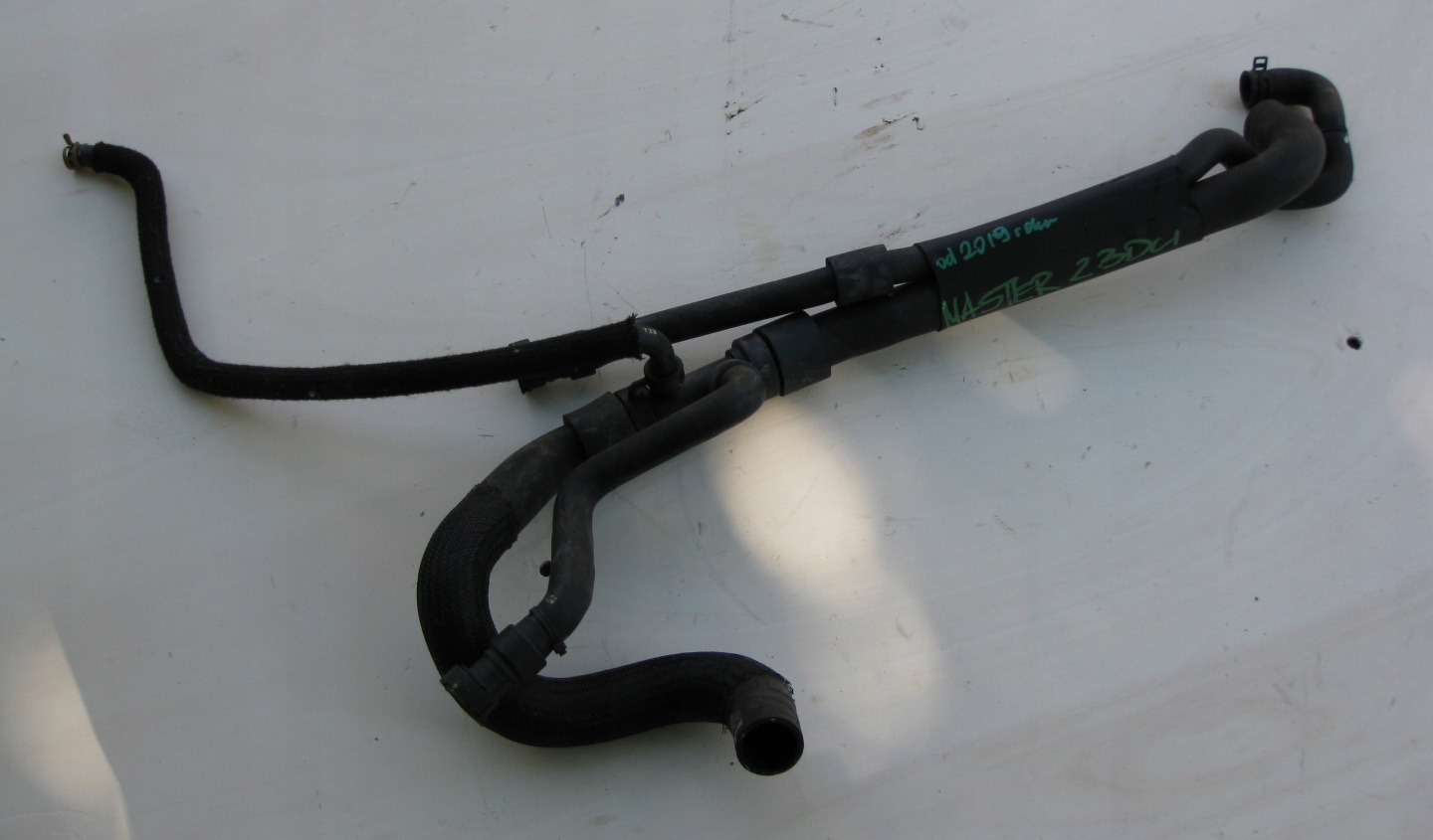 RENAULT MASTER III LIFT hadice hadice vody 215015155R