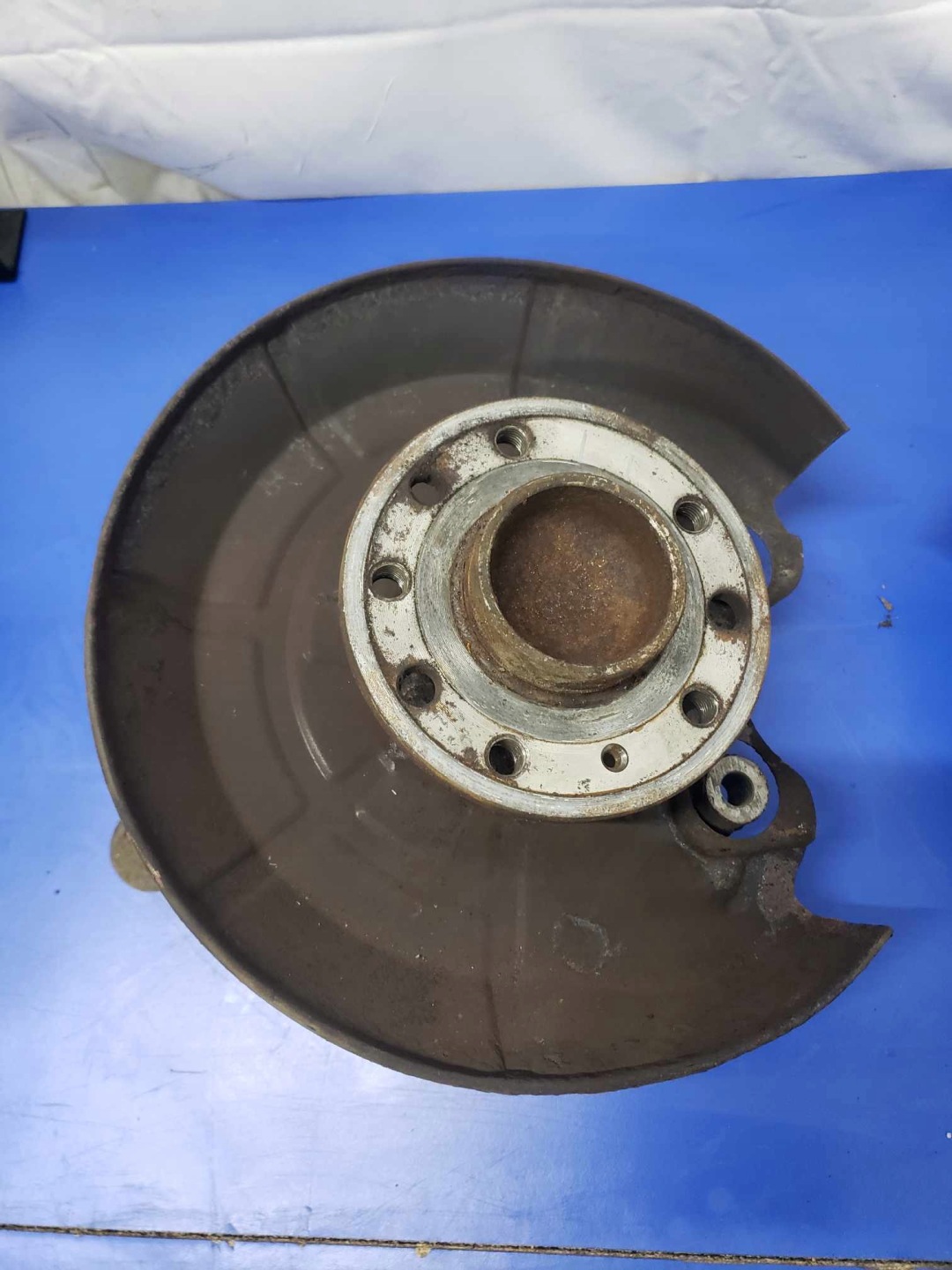 otoč čepu levý záď SAAB 9-3 II 93 oe 02-11r.