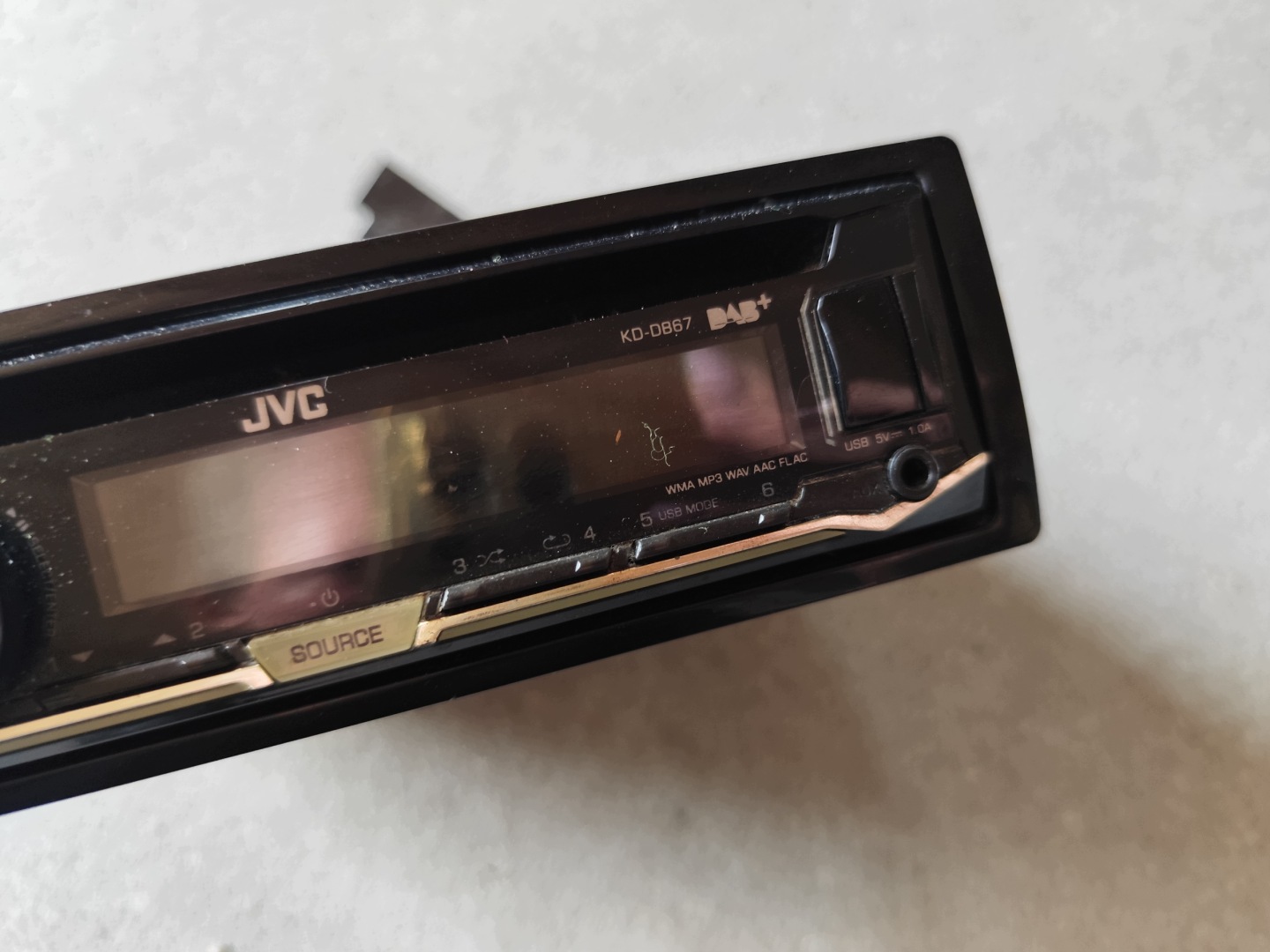 Radio radio JVC KD-D867